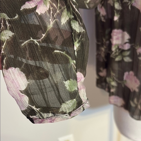 Ulla Johnson Green 3/4 Sleeve Blouse with Pleated Tie Front and Mandarin Collar - Picture 4 of 8